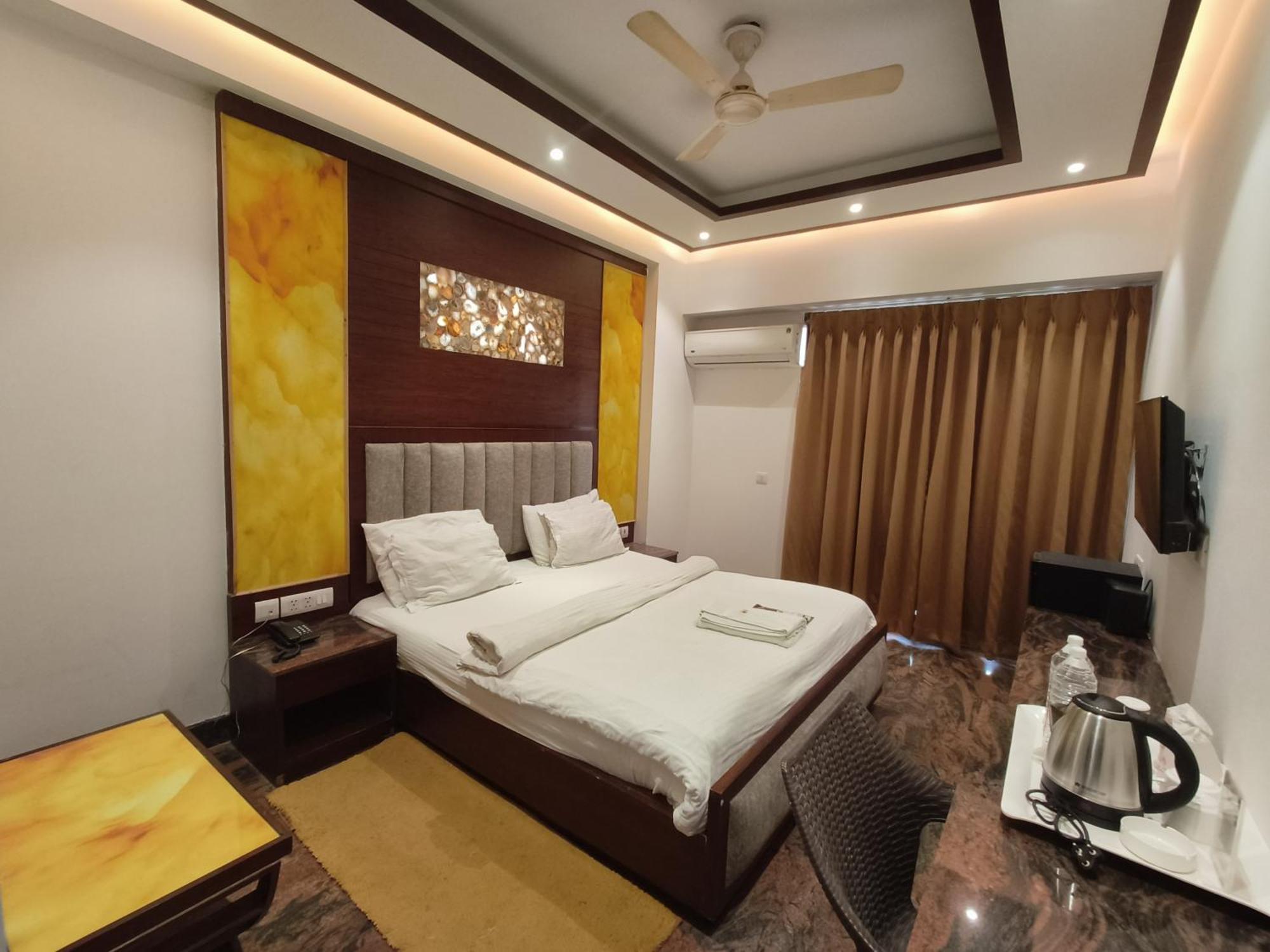 Jjk Rukmini Vilas Hotel & Banquet Muzaffarpur Εξωτερικό φωτογραφία