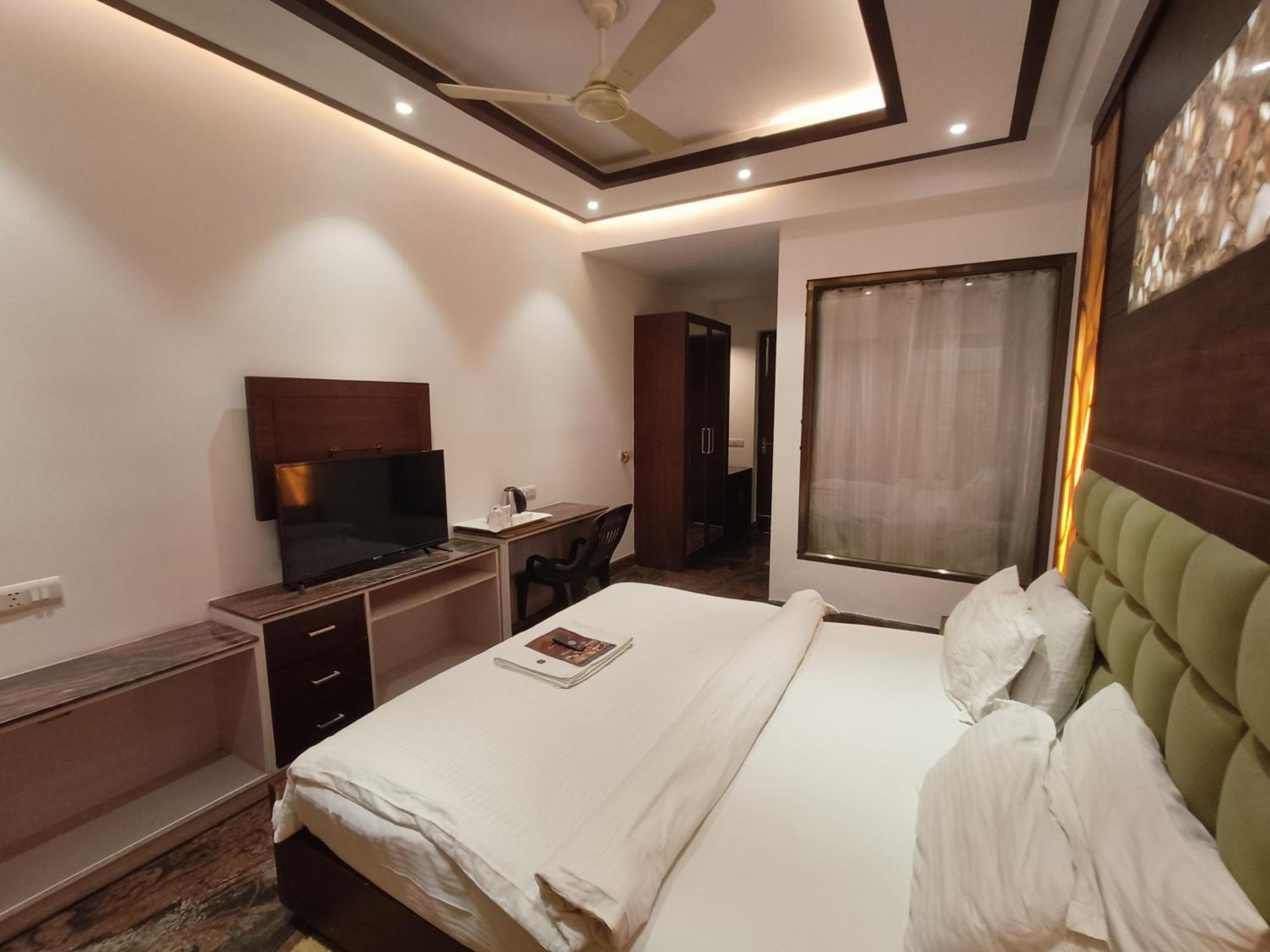 Jjk Rukmini Vilas Hotel & Banquet Muzaffarpur Εξωτερικό φωτογραφία