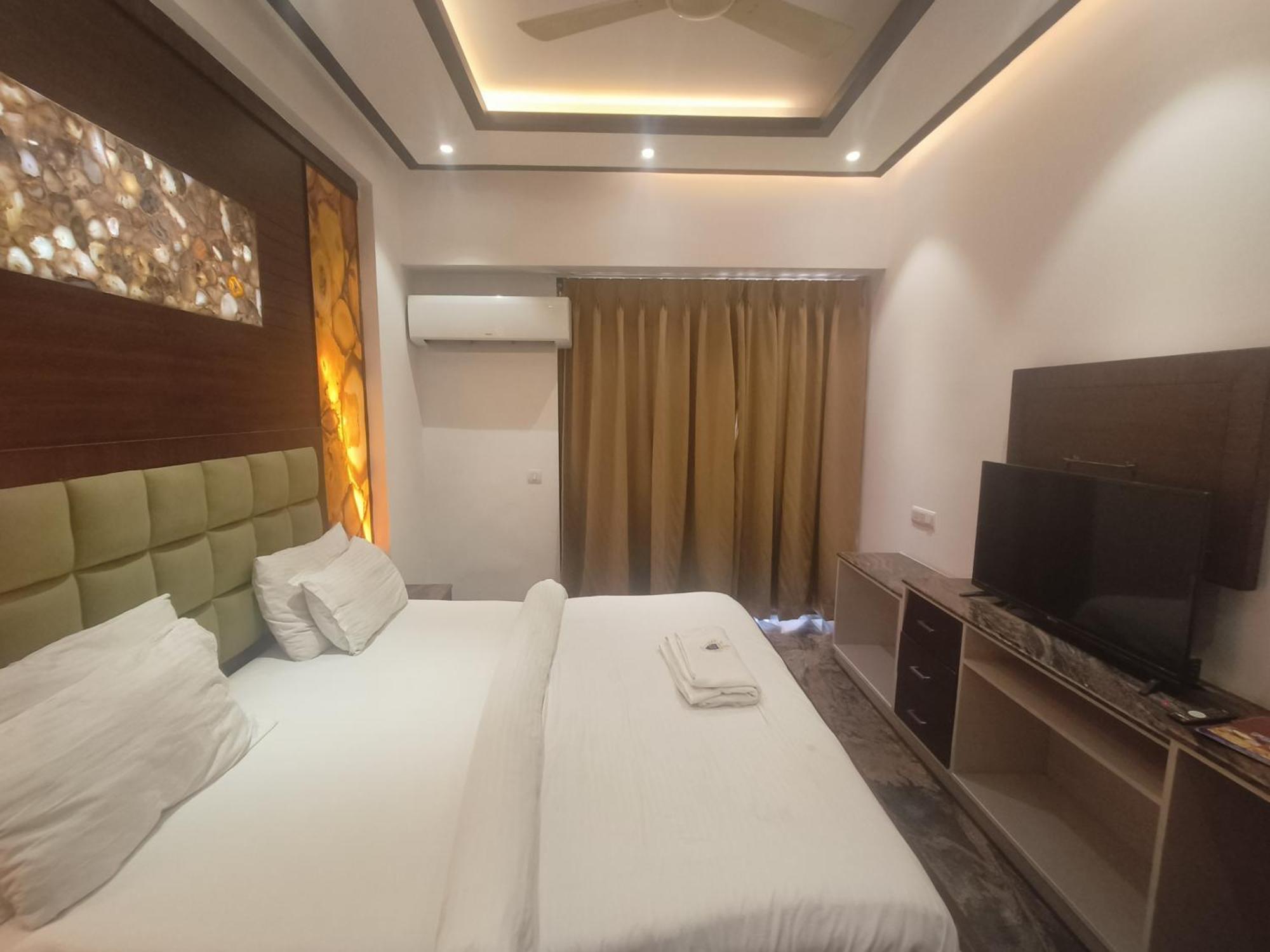 Jjk Rukmini Vilas Hotel & Banquet Muzaffarpur Εξωτερικό φωτογραφία