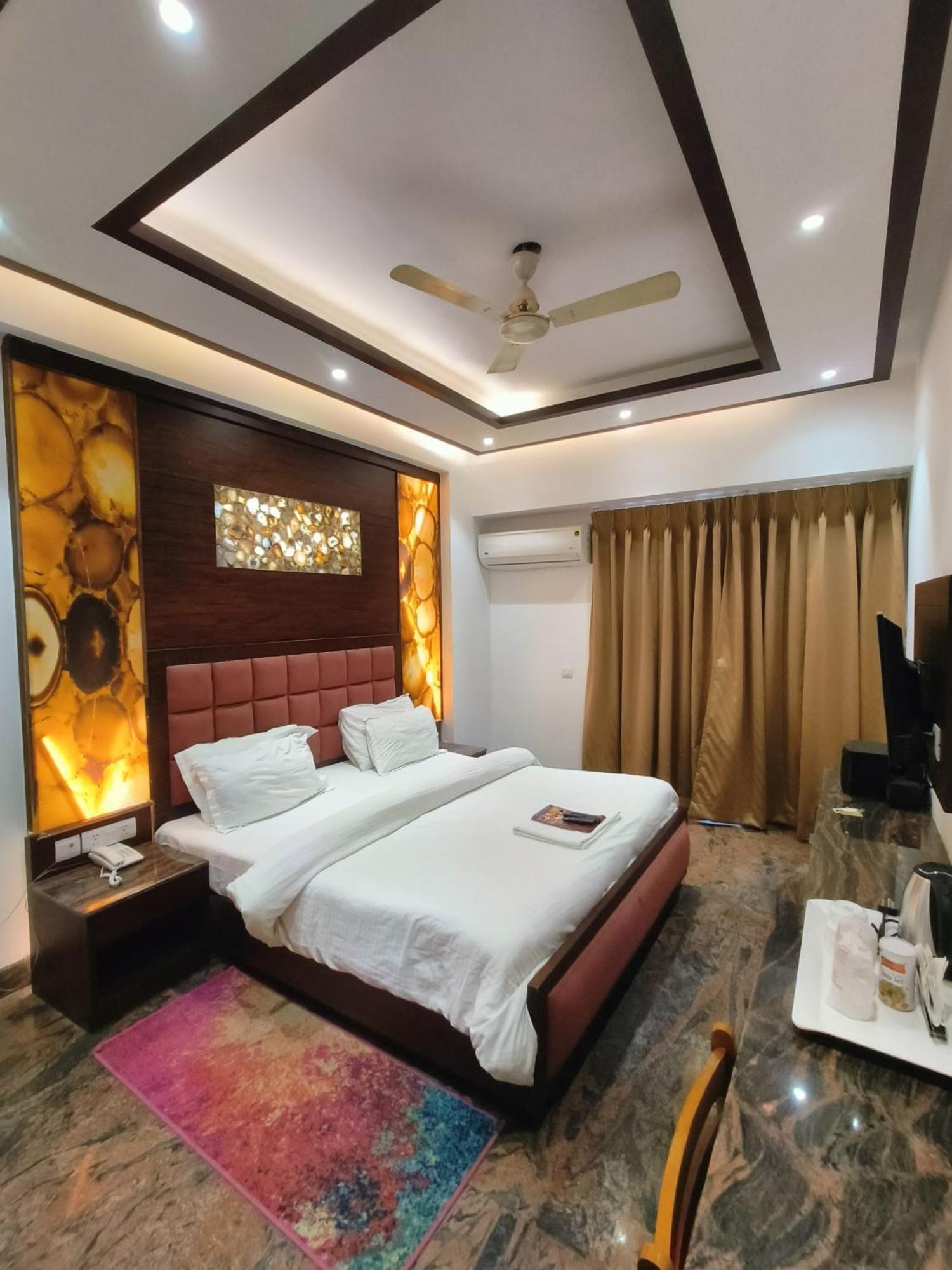 Jjk Rukmini Vilas Hotel & Banquet Muzaffarpur Εξωτερικό φωτογραφία