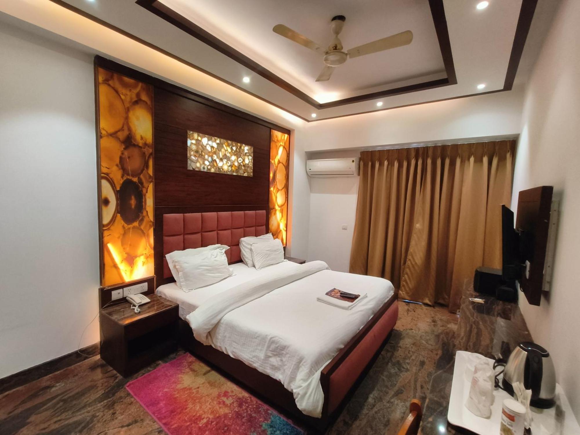 Jjk Rukmini Vilas Hotel & Banquet Muzaffarpur Εξωτερικό φωτογραφία
