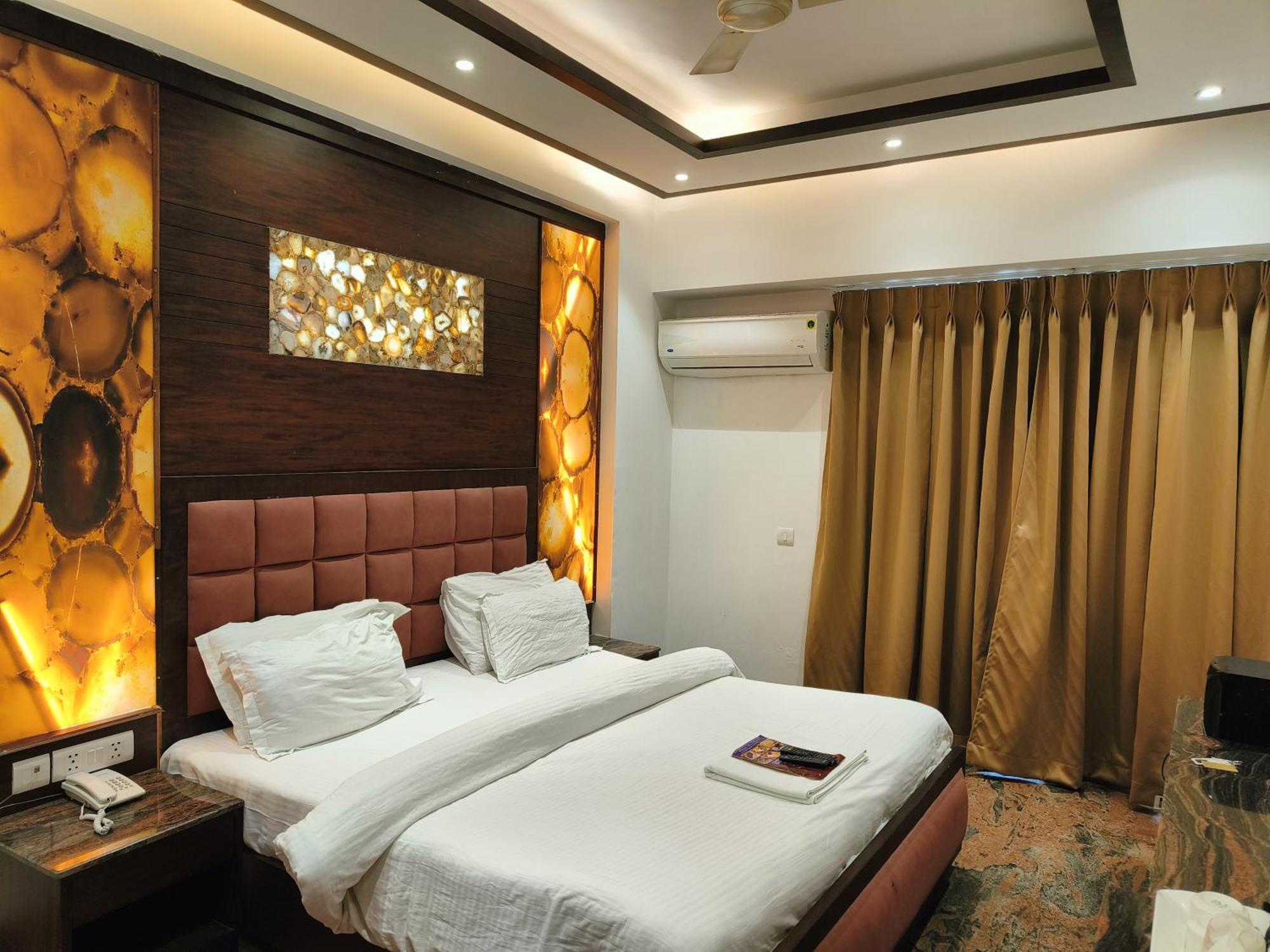 Jjk Rukmini Vilas Hotel & Banquet Muzaffarpur Εξωτερικό φωτογραφία