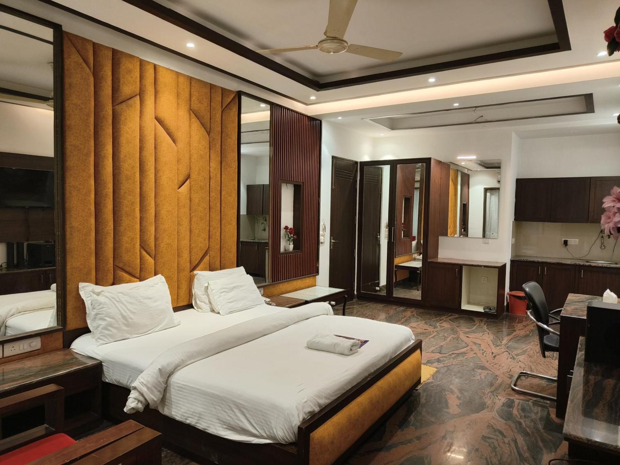 Jjk Rukmini Vilas Hotel & Banquet Muzaffarpur Εξωτερικό φωτογραφία